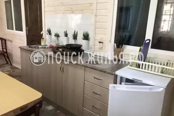 «Азовский дворик»