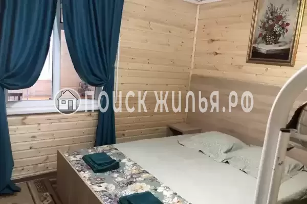 «Азовский дворик»