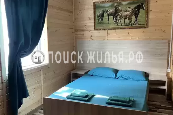 «Азовский дворик»