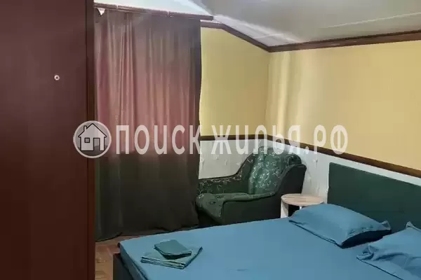 «Азовский дворик»