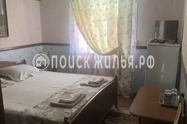 «Азовский дворик»