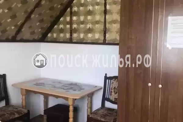 «Азовский дворик»