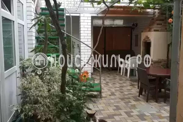 Частный сектор «Уютный дворик на Толстого»