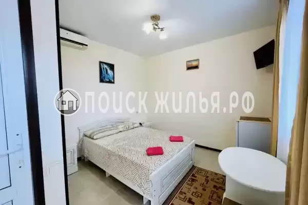 «Янис» «Янис»