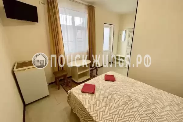 «Янис» «Янис»