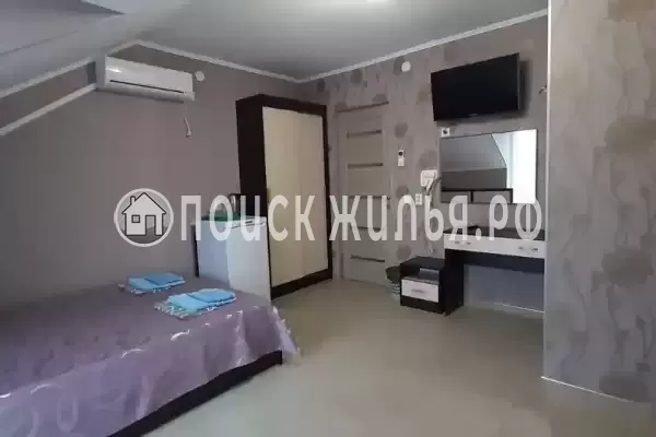 «На Уютной»