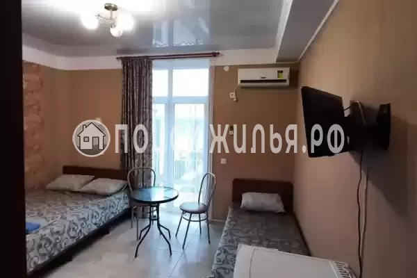 «На Уютной»