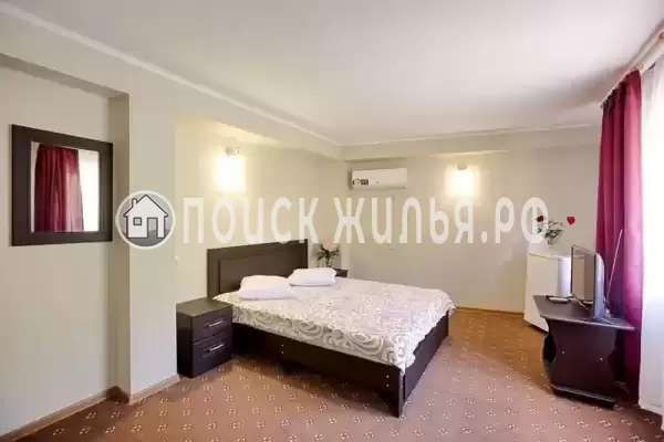 «Лазурный»