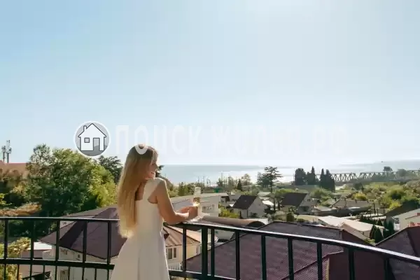 «Лазурный»