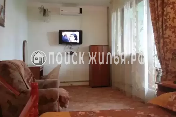 «Над аквалоо»