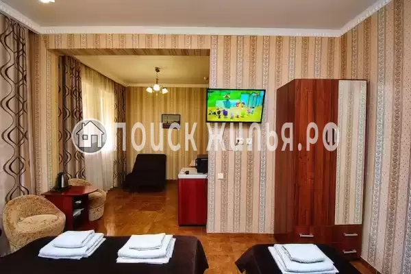 Отель «Лакис»