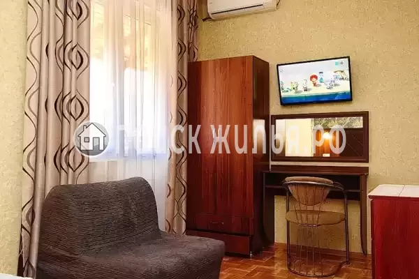 Отель «Лакис»