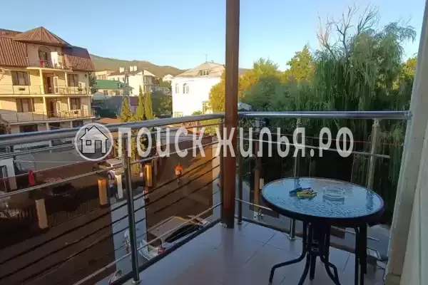 Отель «Лакис»