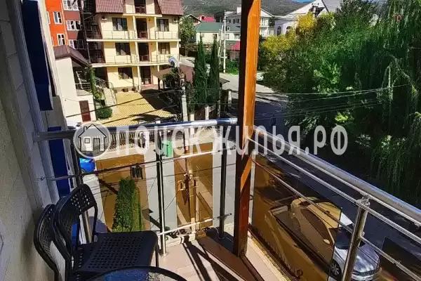 Отель «Лакис»