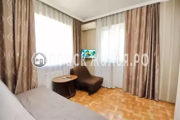 Отель «Лакис»