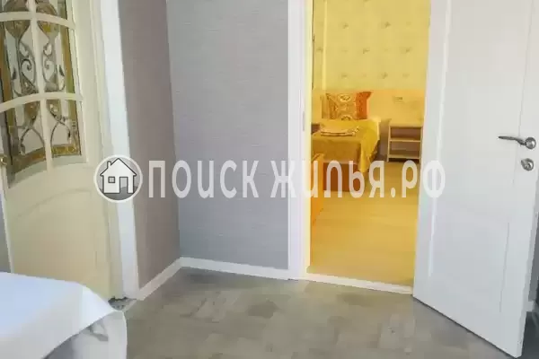 «На Толстого 32а»