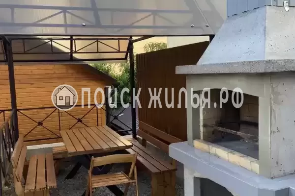 «Дельфин на Приморской»