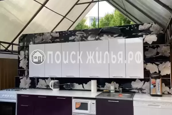 «Дельфин на Приморской»