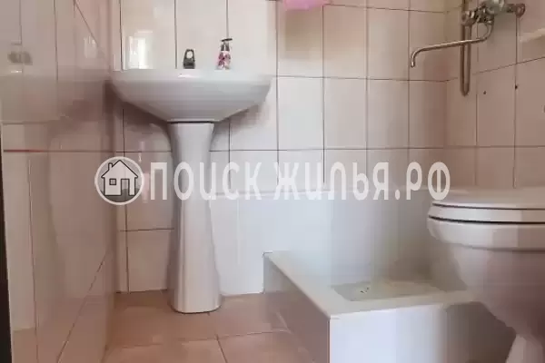 «Дельфин на Приморской»