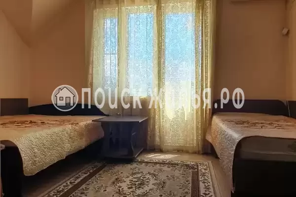 «Дельфин на Приморской»