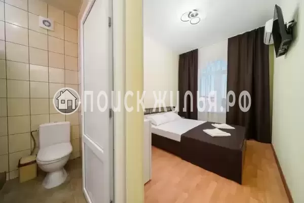 «Липатовъ»