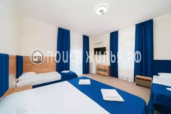 «Липатовъ»