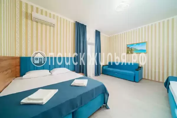 «Липатовъ»