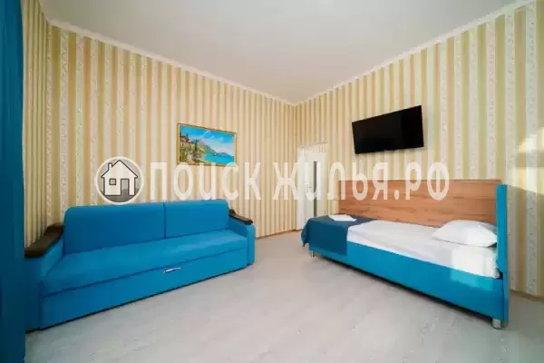 «Липатовъ»