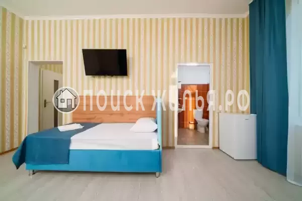 «Липатовъ»