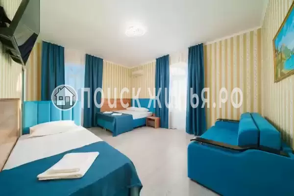 «Липатовъ»