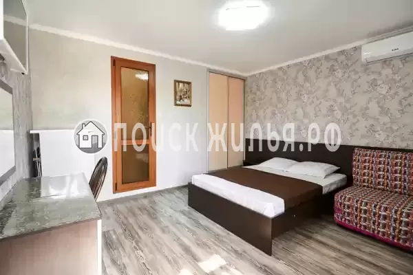 «На Ленинградской 19»