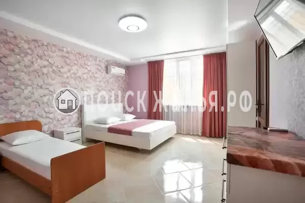 «На Ленинградской 19»