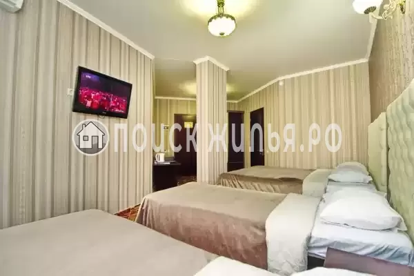 Отель «Кастро»