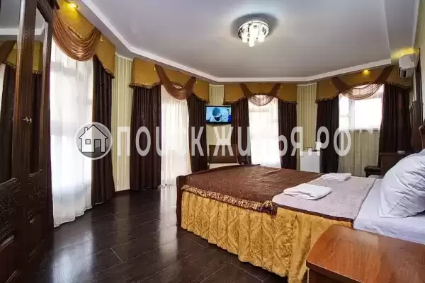 Отель «Кастро»