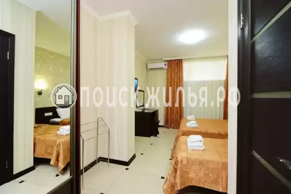 Отель «Кастро»