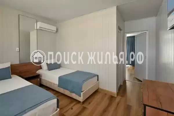 Отель «На море»