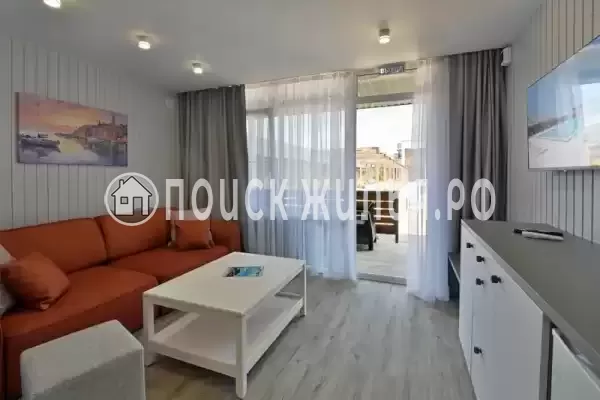 Отель «На море»