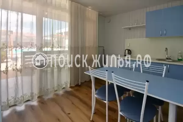 Отель «На море»