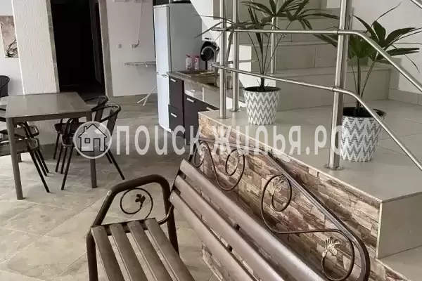 «На Урицкого»