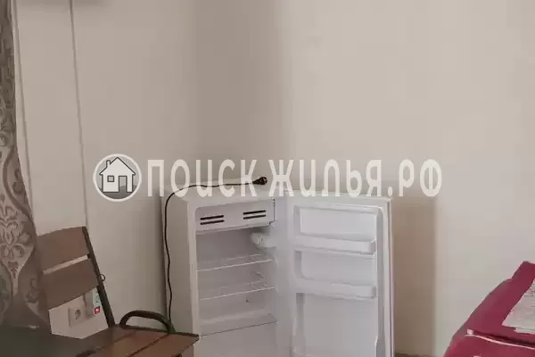 «На Толстого»