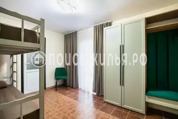 Отель «Анютины глазки»