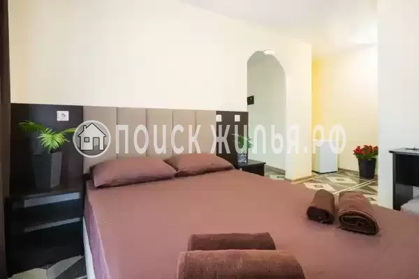 Отель «Анютины глазки»