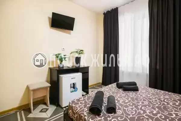 Отель «Анютины глазки»