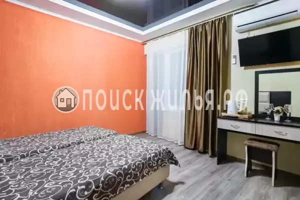 Отель «Анютины глазки»