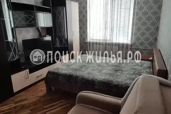 Квартира «С отдельным входом и двором» Квартира «С отдельным входом и двором»