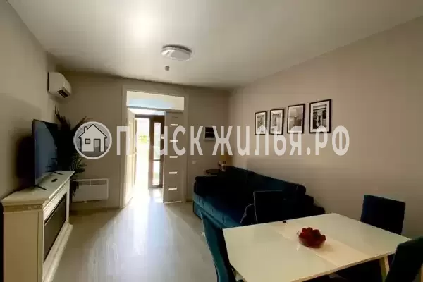 Квартира «С бассейнами»