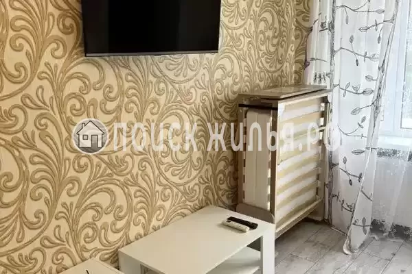 Квартира «У пляжа сады морей»