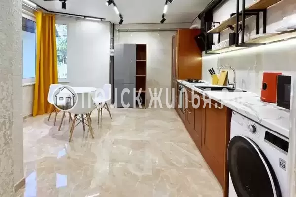 Частный сектор «Просторная студия со стильным ремонтом»