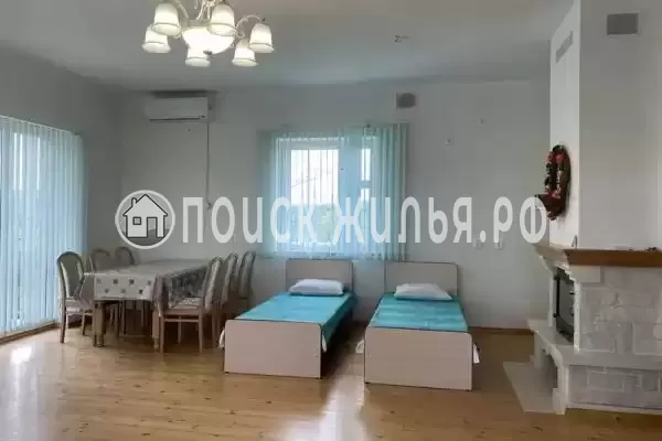 Частный сектор «Трехэтажный коттедж»