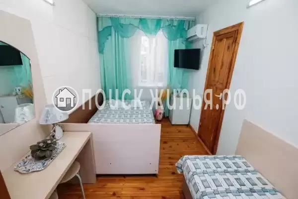 Пансионат «Поющие в терновнике»